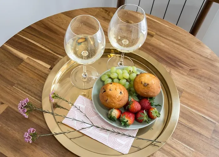 Superb 1br Flat - Location - Amazing Views