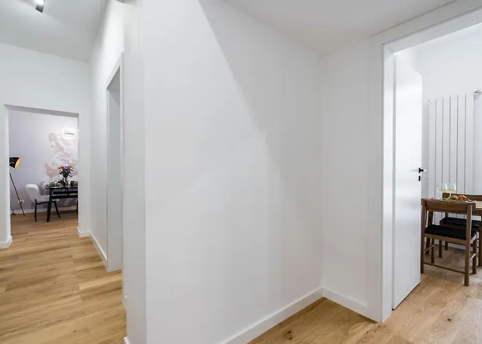 Superb 1br Flat - Location - Amazing Views