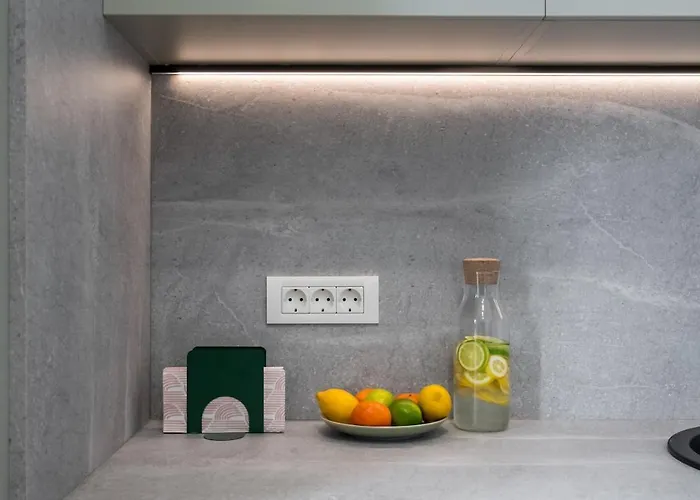 Superb 1br Flat - Location - Amazing Views