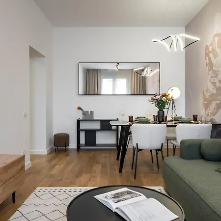 Superb 1br Flat - Location - Amazing Views Apartment Bucharest