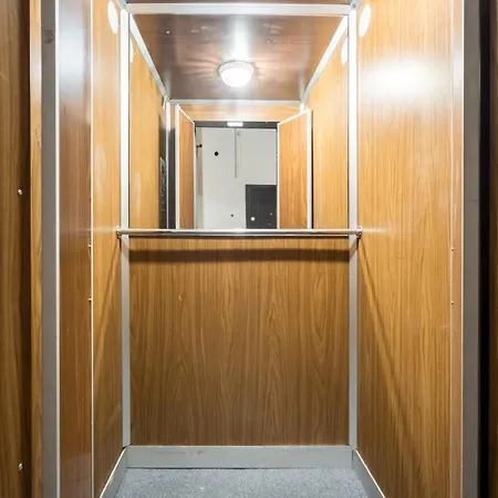 Superb 1br Flat - Location - Amazing Views