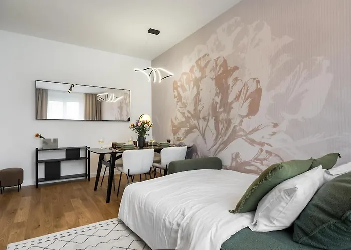 Superb 1br Flat - Location - Amazing Views 부쿠레슈티