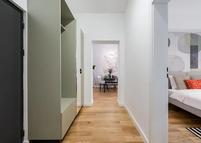 Superb 1br Flat - Location - Amazing Views 부쿠레슈티
